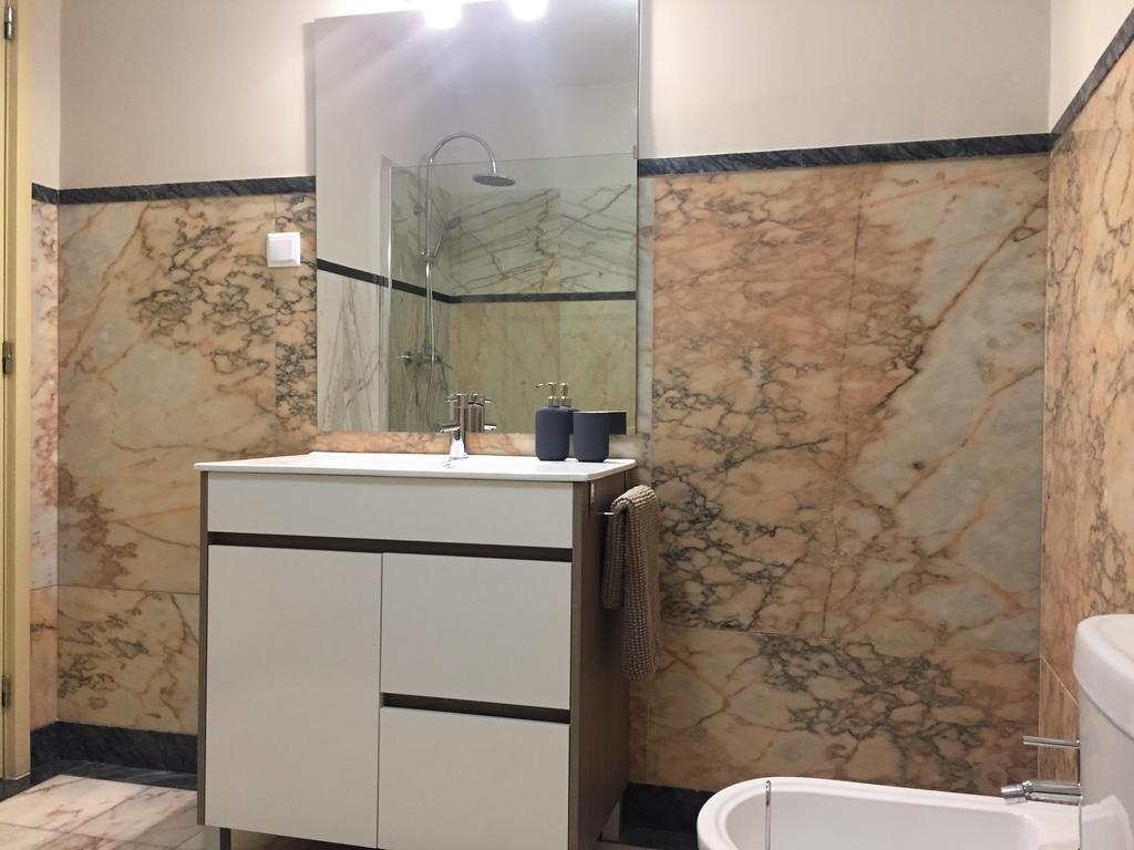 Music House Apartment Порту Экстерьер фото