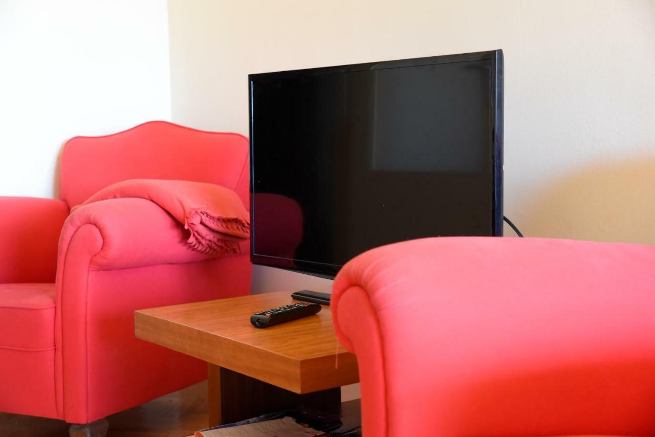 Music House Apartment Порту Экстерьер фото